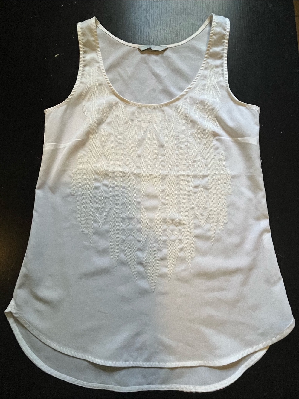 H&M White Scoop Neck Embroidered Tank Top